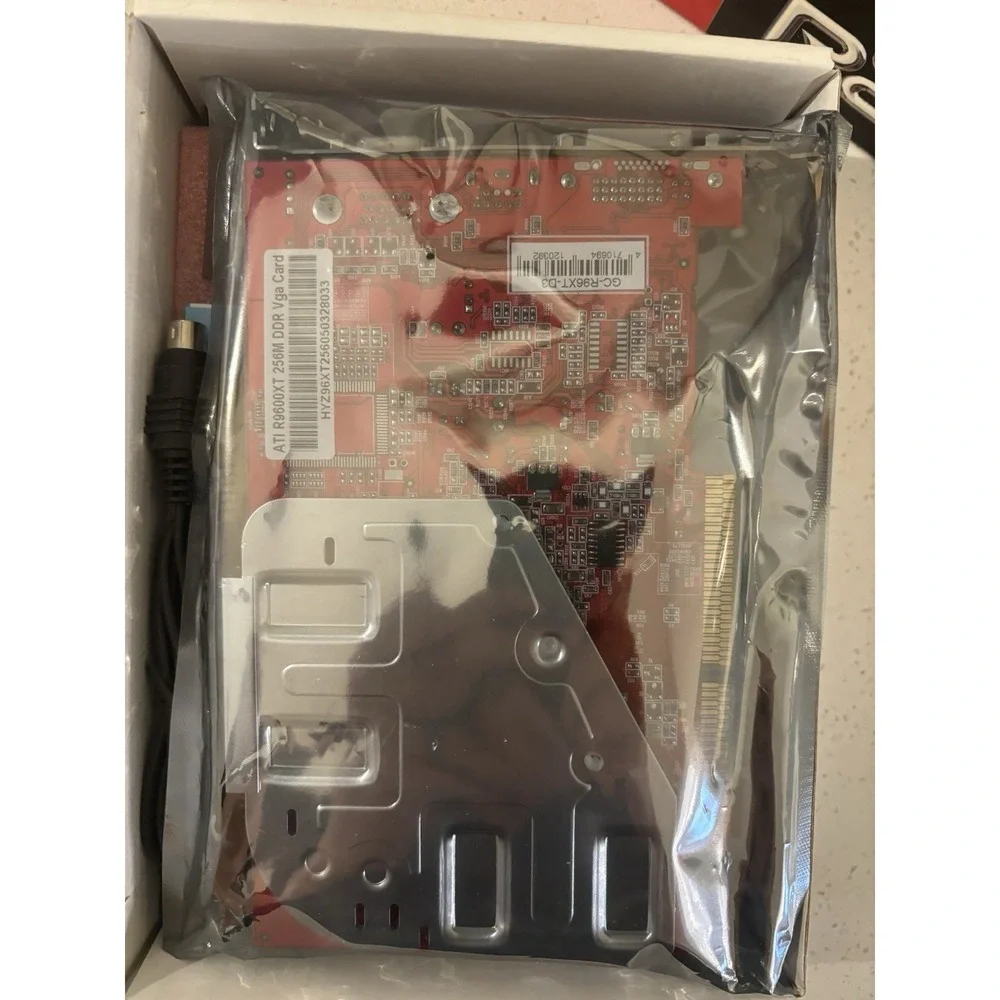 RADEON ATI 9600 XT 256MB Graphics Card Brand New In Box